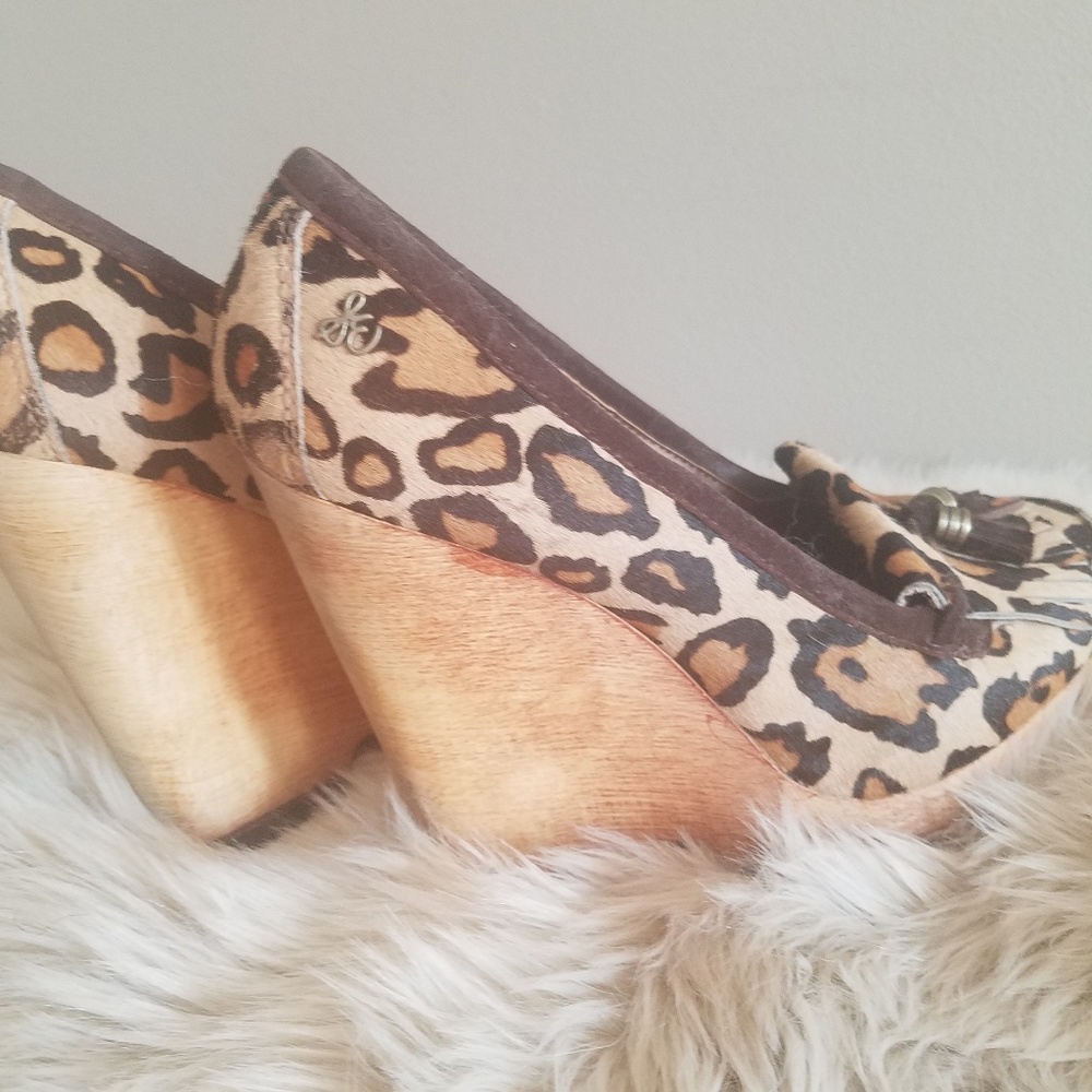 Sam Eldman  suede cheetah print wedge